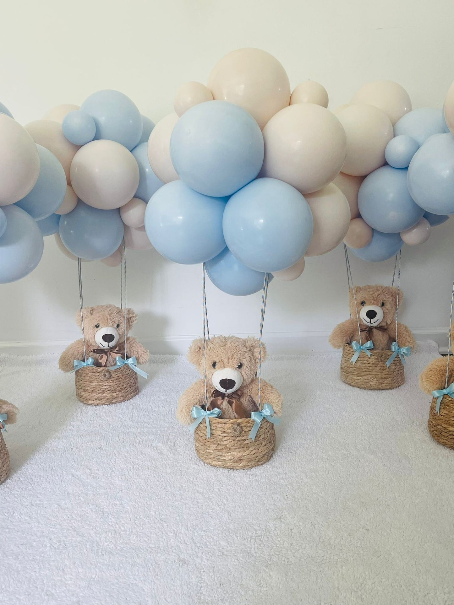 Balloons Centerpieces.